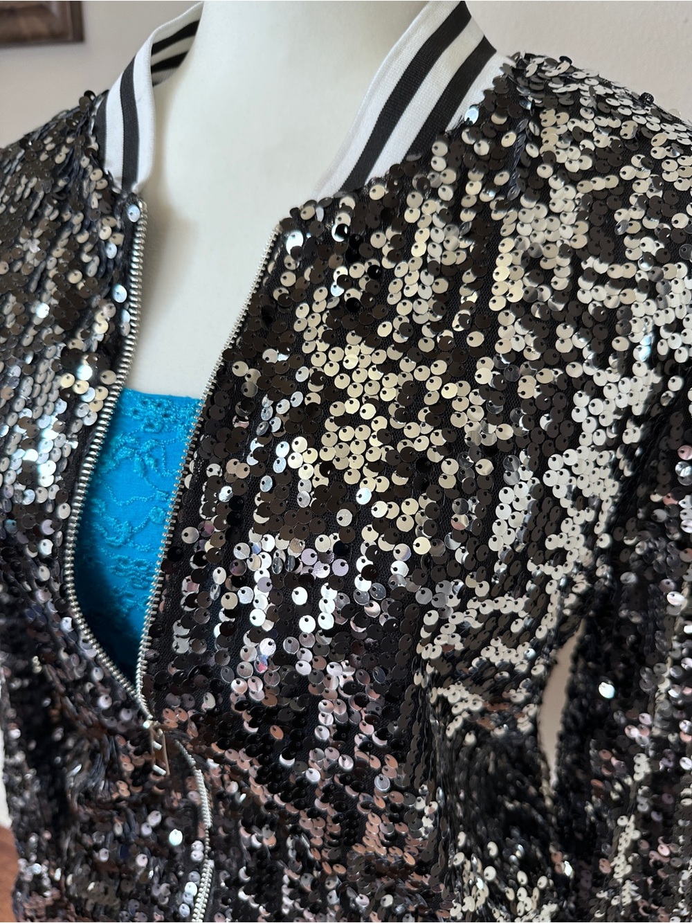 Sparkly Black & Silver Sequin Bomber Jacket Striped Varsity Trim Large - Picture 5 of 7